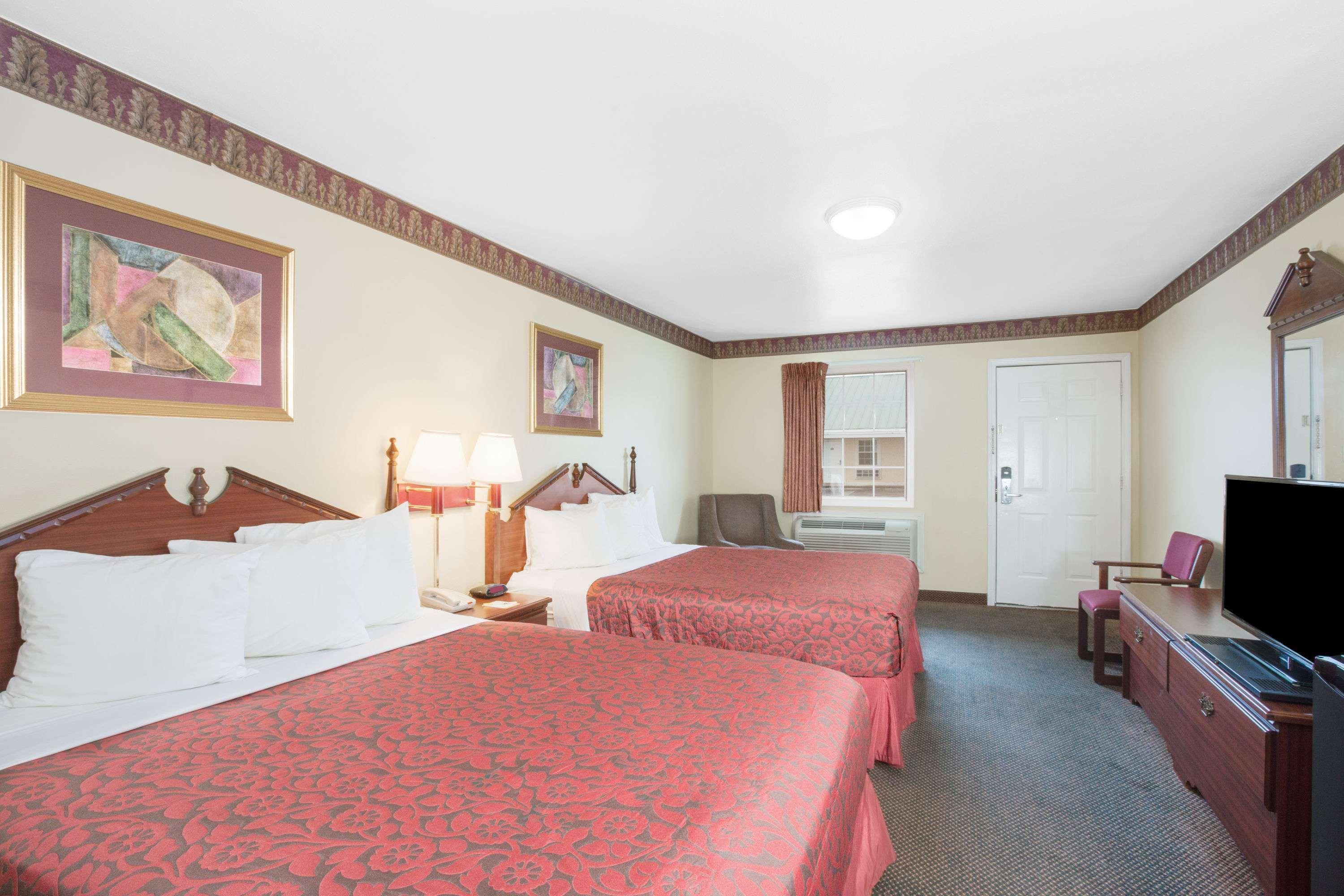 Days Inn By Wyndham Trumann Ar Dış mekan fotoğraf